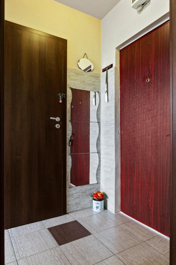 Welcoming Flat Iancului - Mega Mall National Arena Bukarest Eksteriør billede